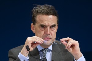 De Juniac, Air France, su Alitalia: «Se Etihad ostile, riduciamo impegno»