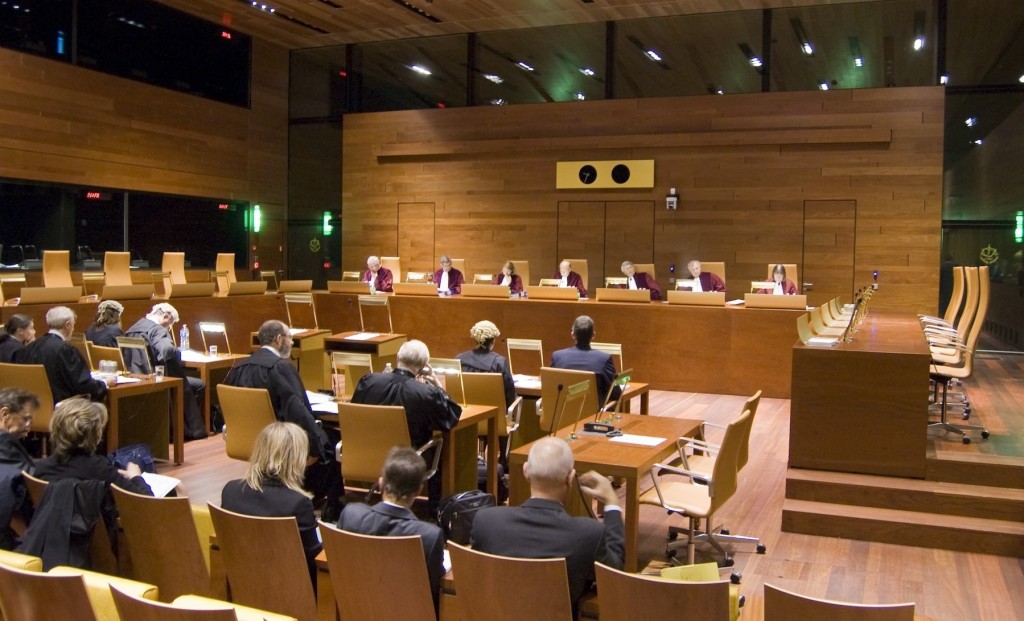 Corte Ue: la Commissione doveva indagare sugli “aiuti di stato” ad Alitalia