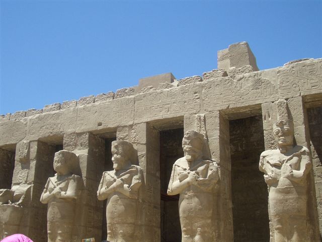 Veratour: sospese le partenze per l’Egitto