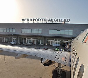 Alghero, scalo chiuso fino al 6 novembre. Servizio navetta su Olbia