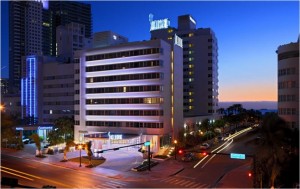 L'esterno dello Shelborne, al 1801 della Collinns Ave, Miami beach