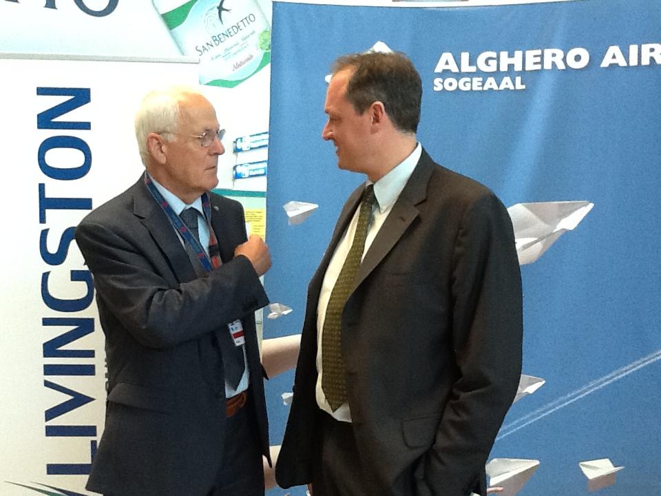 Livingston decolla da Alghero su Roma Fiumicino