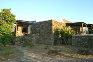 Equinoxe, riapre in aprile lo Zubebi Resort di Pantelleria