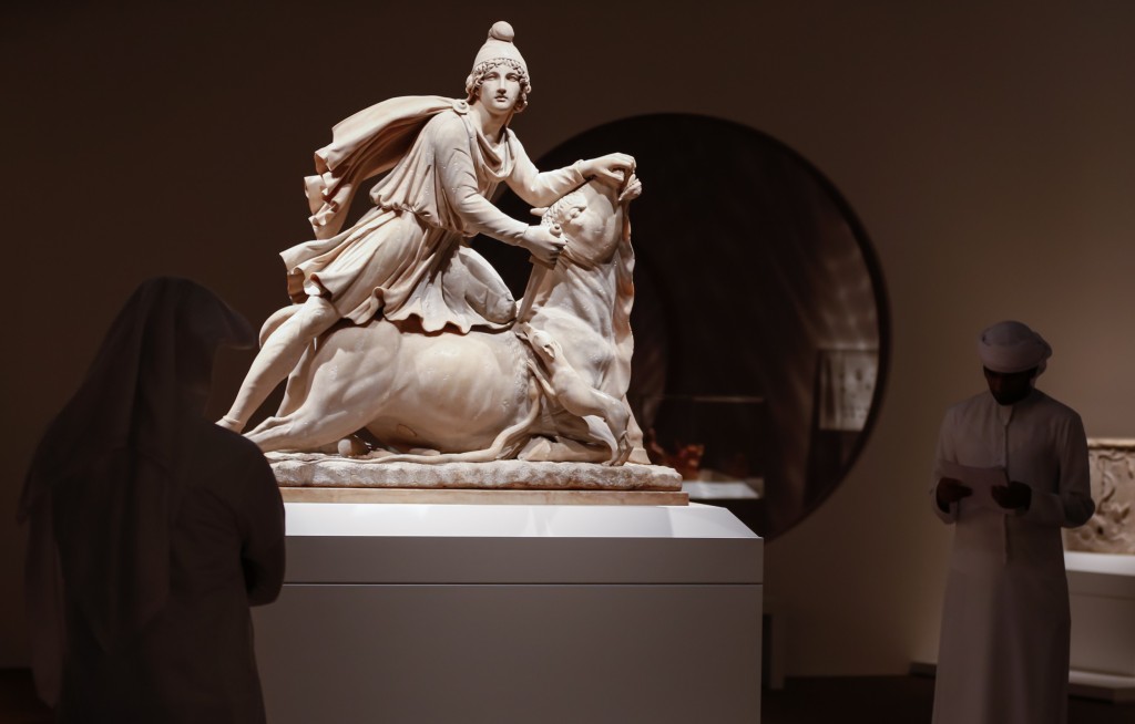 Abu Dhabi presenta la mostra “A History of the World in 100 Objects”