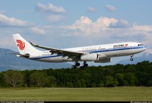 Air China dimezza gli utili, passeggeri in crescita del 7%