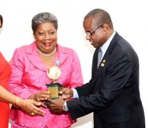 Cto: premio a Carrole Guntley, Giamaica