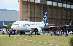 Airbus supera gli obiettivi 2015, record di consegne