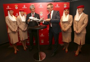Emirates sigla la partnership con il Benfica