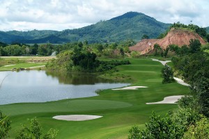 La Thailandia progetta di abolire le tasse su golf e spa