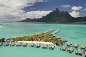 St. Regis Bora Bora nella top ten delle mete per gli sposi