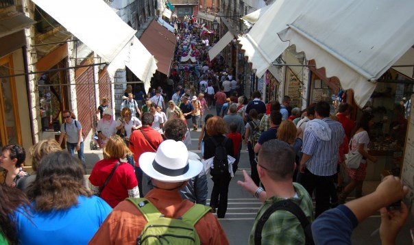 Indagine Ciset, previsioni negative per il fatturato del turismo