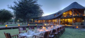 Leroo La Tau, il campo “zampa di leone” nel Magkadikadi, Botswana