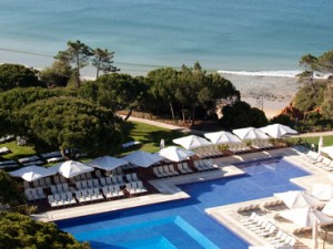 Sondaggio Club Med: prenotare prima conviene ed evita lo stress