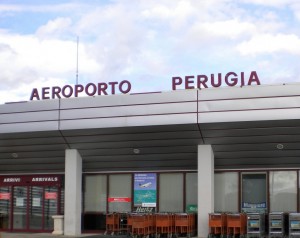 Perugia-Roma Fiumicino, tre voli al giorno con Alitalia