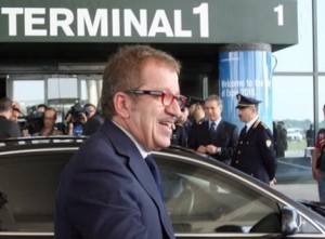 Regione Lombardia, Maroni si impegna per un polo aeroportuale unico