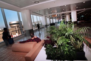 Aeroporto di Napoli: 65.000 passeggeri per il week end dell’Immacolata