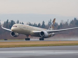 Etihad Airways sceglie SR Technics per la manutenzione dei B787