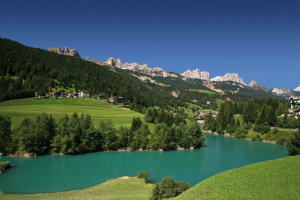 Trentino, record di arrivi nei mesi estivi