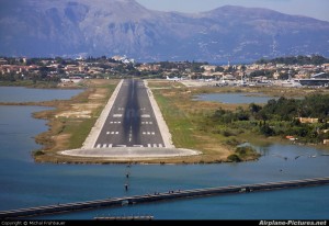 Grecia: un referendum sulla privatizzazione degli aeroporti delle isole Ionie