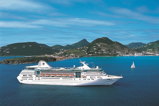 Empress of the Seas torna nella flotta Royal Caribbean a marzo 2016
