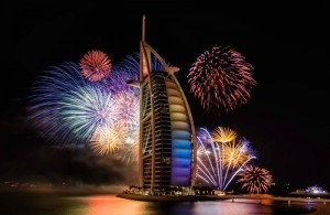 Dubai, grande spettacolo pirotecnico per Capodanno