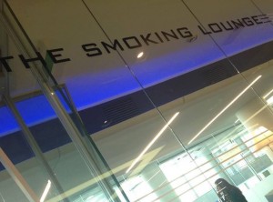 foto nuova sala fumatori apt di Napoli