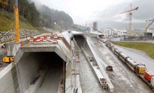 Tunnel del Gottardo, inaugurazione il 1° giugno 2016