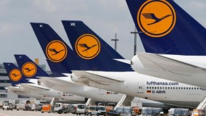 Lufthansa chiude il 2016 con utili a +4,6% e ricavi a -1,2%
