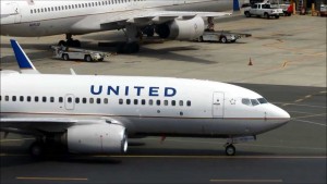 United Airlines, maxiordine per 25 B737-700