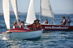 Corsi di vela junior in Sardegna con Horca Myseria