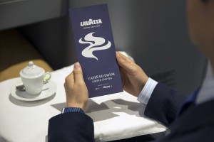 Alitalia, accordo con Lavazza per caffè ad alta quota