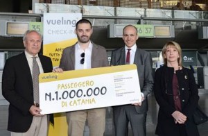 Vueling a Catania festeggia il milionesimo passeggero
