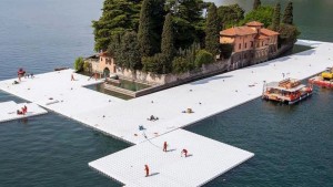 Aeroporto di Bergamo, navetta gratis per la passerella di Christo