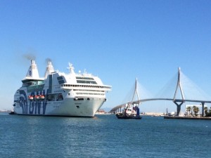 Gnv noleggia due navi a uso hotel a Miray International