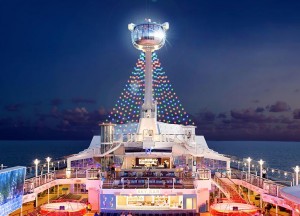 Royal Caribbean, cena romantica in omaggio per le coppie