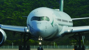 Cathay Pacific: dall’Italia a Hong Kong tutti i giorni via hub europei