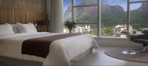 Debutta in Brasile in Gran Meliá Nacional Rio