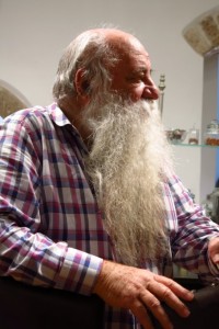 Uri Jeremias, proprietario del boutique hotel Efendi, ad Acri