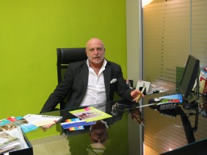 Entour invita gli agenti in India e Nepal