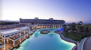 AccorHotels sigla una joint venture con la turca Rixos Hotels