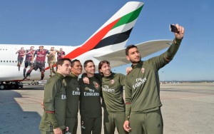 Emirates dedica un A380 ai giocatori del Milan