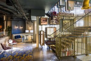 Orti e alveari sul terrazzo per il Novotel Canary Wharf di Londra