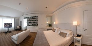 Il Grand Hotel Palace di Ancona riapre dopo il restyling