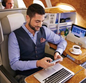Emirates amplia la fruibilità del wi-fi gratuito a bordo