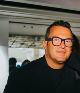 Nicolaus inaugura il Club Bagamoyo, seconda struttura di proprietà