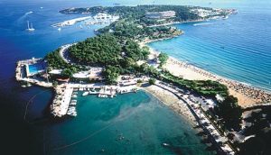 Four Seasons debutta in Grecia con l’Astir Palace Hotel Athens