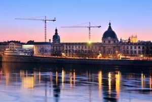 Rinasce il Grand Hôtel-Dieu di Lione, previsti anche negozi e ristoranti