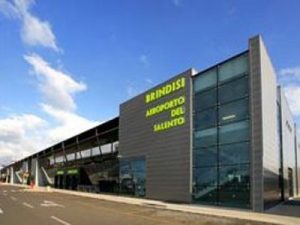 Aeroporto Brindisi: investimenti per 61 milioni di euro, in arrivo la seconda pista