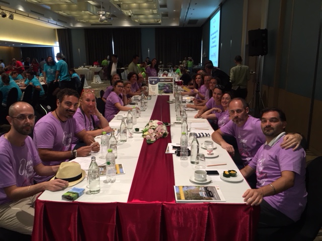 Gran finale per Unchan: prima nella gara di presentazioni nel mega famtrip Thailandia