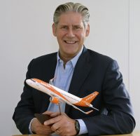 Lundgren, easyJet